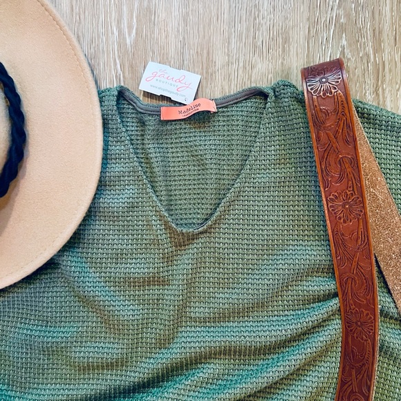 NWT Waffle knit long sleeve pullover top - Picture 3 of 5